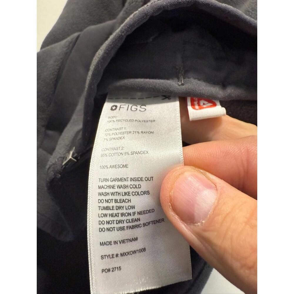 Figs On Shift Fleece Vest Small Gray Pockets Healthcare Scrubs MXXOW1008 - Picture 4 of 7